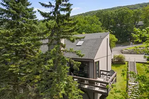 115 Cross Country Ln, Tannersville, PA 18372 - Photo 2