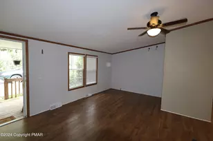 1310 Blue Mountain Cir, Saylorsburg, PA 18353 - Photo 10