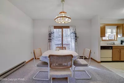  2104 Scarborough Way, Bushkill, PA 18324 - Photo 4