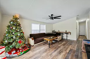 2612 Oakwood Ct, East Stroudsburg, PA 18302 - Photo 6