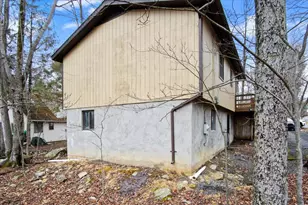 8062 Red Squirrel Dr, Tobyhanna, PA 18466 - Photo 16