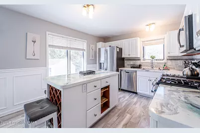  215 President Coolidge Place, Henryville, PA 18332 - Photo 22