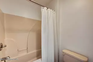 179 Hawthorne Ct, Tannersville, PA 18372 - Photo 34