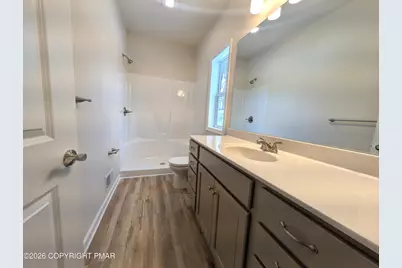  203 Lincoln Lane, East Stroudsburg, PA 18301 - Photo 4