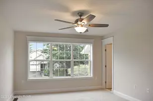 203 Lincoln Ln, East Stroudsburg, PA 18301 - Photo 12