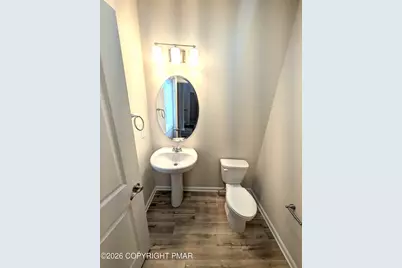  203 Lincoln Lane, East Stroudsburg, PA 18301 - Photo 14