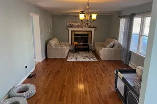 1127 Steele Cir, Bushkill, PA 18324 - Photo 4