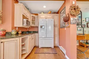 6102 Lakeview Dr, Pocono Pines, PA 18350 - Photo 18