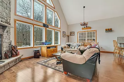  16 Delaware Drive, Hazleton, PA 18202 - Photo 16