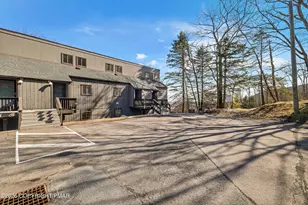 69 Cross Country Ln, Tannersville, PA 18372 - Photo 2
