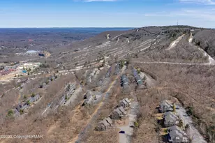 269 Big Pocono Pass, Tannersville, PA 18372 - Photo 8