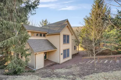  411 Hickory Drive, Tannersville, PA 18372 - Photo 4