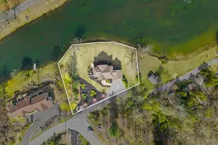 301 Reagan Dr, East Stroudsburg, PA 18301 - Photo 14