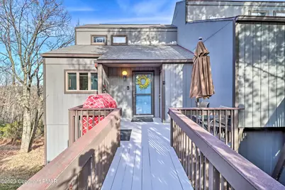  296 Overlook Way, Tannersville, PA 18372 - Photo 2