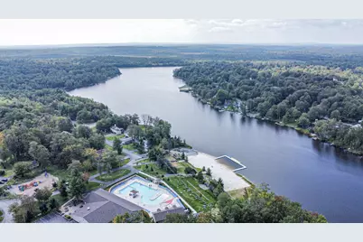  Boardwalk Dr 272 Drive, Tobyhanna, PA 18466 - Photo 2