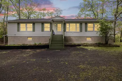  198 Castle Drive, East Stroudsburg, PA 18302 - Photo 2