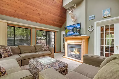  146 Cove Point Circle, Lakeville, PA 18438 - Photo 14