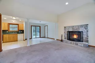 426 Tranquility Ct, Long Pond, PA 18334 - Photo 8