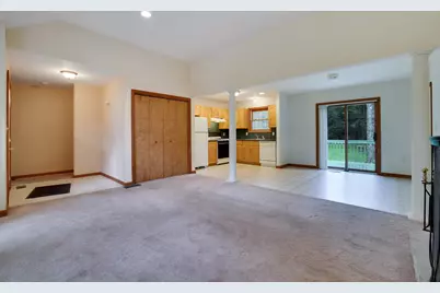  426 Tranquility Court, Long Pond, PA 18334 - Photo 10