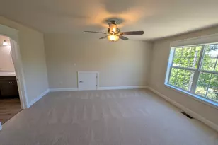 411 Pierce Ln, East Stroudsburg, PA 18301 - Photo 4