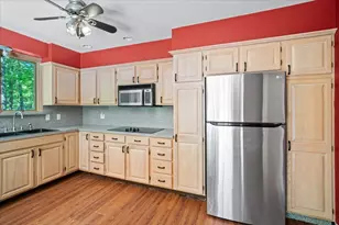 161 Fawnwood Dr, Greentown, PA 18426 - Photo 8