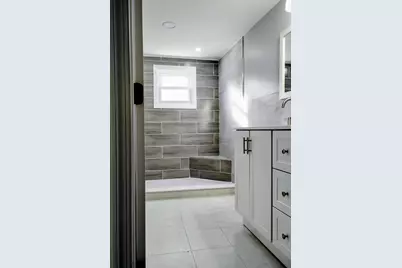  271 Monument Avenue, Wyoming, PA 18644 - Photo 32