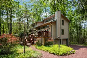 4169 Hemlock Trail, Pocono Pines, PA 18350 - Photo 2