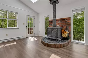 5015 Woodbridge Dr, Bushkill, PA 18324 - Photo 4