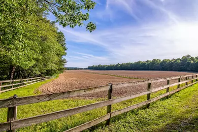  Victoria Arms Cir 2, Kunkletown, PA 18058 - Photo 2