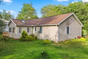 115 Blackfoot Ln, Tobyhanna, PA 18466 - Photo 6