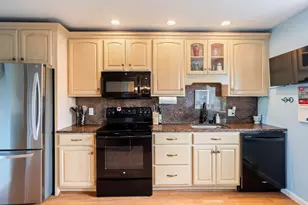 2846 Vista Dr, Coplay, PA 18037 - Photo 30