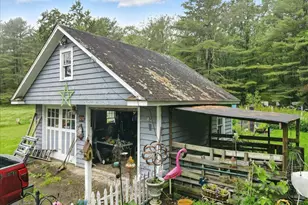 300 Rt 590, Greeley, PA 18425 - Photo 46