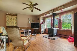 300 Rt 590, Greeley, PA 18425 - Photo 8