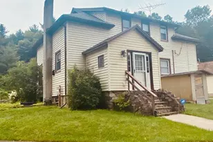 558 Effort Neola Rd, Brodheadsville, PA 18322 - Photo 2