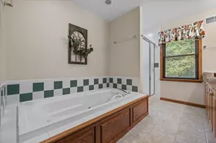 105 Waygood Wy, Pocono Pines, PA 18350 - Photo 28