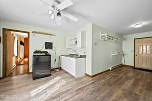 1117 Belaire Dr, East Stroudsburg, PA 18301 - Photo 12