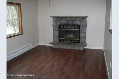  139 Davis Circle, Bushkill, PA 18324 - Photo 10