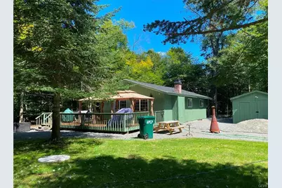  9379 Fairmount Way, Tobyhanna, PA 18466 - Photo 4