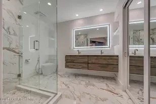 513 Rondaxe Ln, Long Pond, PA 18334 - Photo 44