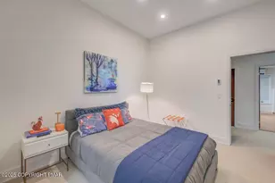 513 Rondaxe Ln, Long Pond, PA 18334 - Photo 52