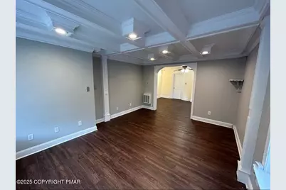  114 N 9th Street #Unit B, Stroudsburg, PA 18360 - Photo 8