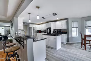 343 High Country Dr, Blakeslee, PA 18610 - Photo 6