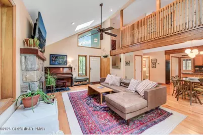  5581 Woodland Avenue, Pocono Pines, PA 18350 - Photo 4