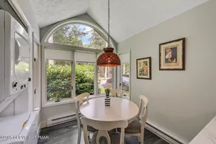 1061 Crestwoods Dr, Pocono Pines, PA 18350 - Photo 8