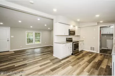  70 Blackfoot Path, Gouldsboro, PA 18424 - Photo 8