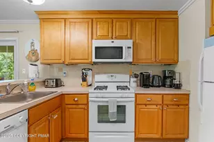 336 Sir Bradford Rd, Pocono Lake, PA 18347 - Photo 14