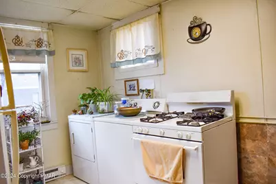  317 Berwick Street, White Haven, PA 18661 - Photo 6