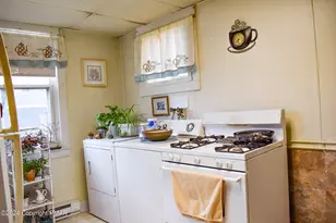 317 Berwick St, White Haven, PA 18661 - Photo 6