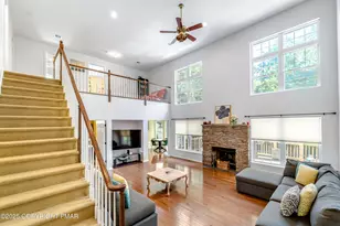 215 Hermit Thrush Rd, Pocono Pines, PA 18350 - Photo 8