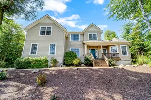 215 Hermit Thrush Rd, Pocono Pines, PA 18350 - Photo 1